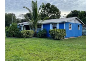 5306 Confederate Dr, Naples, FL 34113, Sold 12/01/21