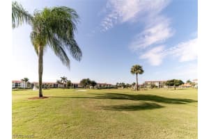 17 High Point Cir E, Naples, FL 34103, Sold 12/16/21