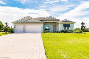 2080 Hickeys Creekside Dr, Alva, FL 33920, Sold 02/18/22