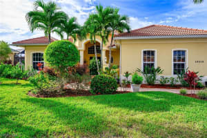 10218 Avonleigh Dr, Bonita Springs, FL 34135, Sold 02/11/22