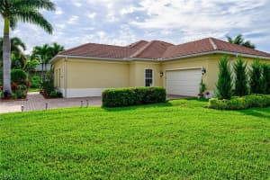 10218 Avonleigh Dr, Bonita Springs, FL 34135, Sold 02/11/22
