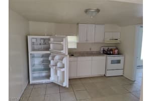 348 San Diego St, North Fort Myers, FL 33903, Sold 01/25/22