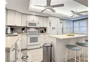 2445 W Gulf Dr UNIT B46, Sanibel, FL 33957, Sold 11/19/21