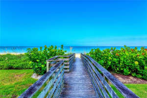 1252 Carpazi Ct, Naples, FL 34105, Sold 12/20/21