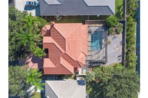 14904 Indigo Lakes Dr, Naples, FL 34119, Sold 01/12/22