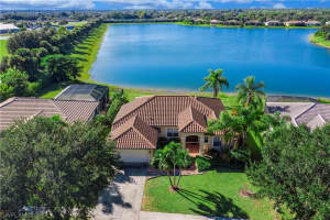 853 Grand Rapids Blvd, Naples, FL 34120, Sold 02/04/22