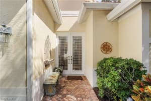 400 Mallory Ct, Naples, FL 34110, Sold 12/17/21