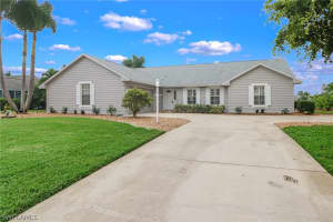 994 S Town and River Dr, Fort Myers, FL 33919, Sold 01/14/22