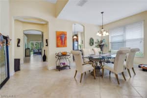 1674 Serrano Cir, Naples, FL 34105, Sold 11/29/21