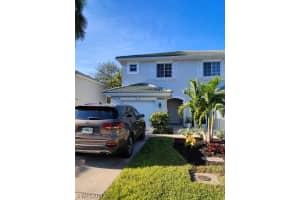 10072 Pacific Pines Ave, Fort Myers, FL 33966, Sold 02/25/22