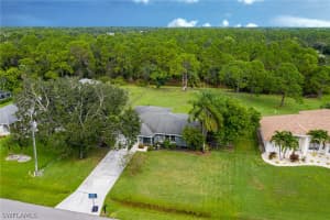8235 Boonesboro Rd, North Fort Myers, FL 33917, Sold 03/18/22