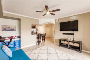 12975 Positano Cir, Naples, FL 34105, Sold 01/21/22