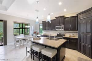 9367 Isla Bella Cir, Bonita Springs, FL 34135, Sold 12/03/21