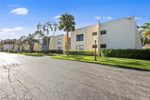 12491 McGregor Blvd APT 17, Fort Myers, FL 33919, Sold 12/20/21