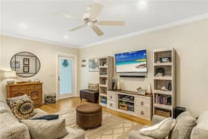 641 Periwinkle Way b4, Sanibel, FL 33957, Sold 12/23/21