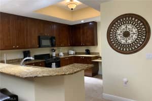 985 Sandpiper St, Naples, FL 34102, Sold 01/21/22