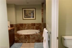 985 Sandpiper St, Naples, FL 34102, Sold 01/21/22