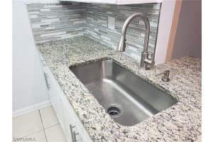 3704 Broadway APT 220, Fort Myers, FL 33901, Sold 12/06/21