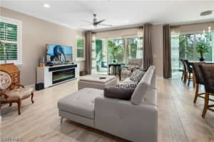 6981 Avalon Cir, Naples, FL 34112, Sold 12/10/21