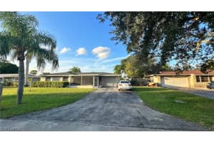 1665 S Hermitage Rd, Fort Myers, FL 33919, Sold 12/10/21