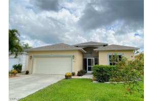 133 Stanhope Cir, Naples, FL 34104, Sold 12/20/21