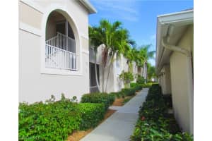 8375 Heritage Links Ct, Naples, FL 34112, Sold 12/02/21