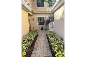 6010 Jonathans Bay Cir APT 101, Fort Myers, FL 33908, Sold 01/14/22