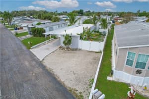 111 Amber Ave, North Fort Myers, FL 33917, Sold 12/20/21
