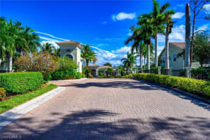 1455 Mariposa Cir, Naples, FL 34105, Sold 05/23/22