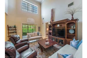 4822 Europa Dr, Naples, FL 34105, Sold 12/23/21