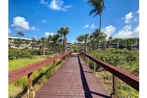 1605 Middle Gulf Dr UNIT 124, Sanibel, FL 33957, Sold 01/24/22
