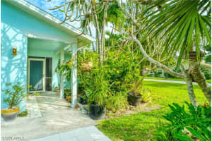 1667 Atlanta Plaza Dr, Sanibel, FL 33957, Sold 12/30/21