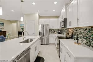 6934 Avalon Cir, Naples, FL 34112, Sold 01/05/22