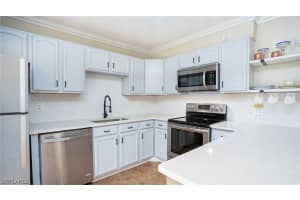 The Village of Cedarbend, 5220 Cedarbend Dr #4, Fort Myers, FL 33919, Sold 12/06/21