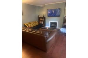 1701 Park Meadows Dr APT 4, Fort Myers, FL 33907, Sold 04/19/22