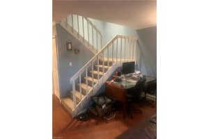 1701 Park Meadows Dr APT 4, Fort Myers, FL 33907, Sold 04/19/22