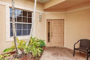 6040 Jonathans Bay Cir APT 401, Fort Myers, FL 33908, Sold 12/08/21