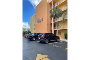 2366 E Mall Dr APT 116, Fort Myers, FL 33901, Sold 12/30/21