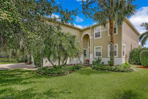 12829 Aston Oaks Dr, Fort Myers, FL 33912, Sold 03/14/22