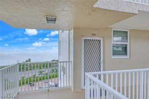 5800 Bonita Beach Rd SW, Bonita Springs, FL 34134, Sold 12/17/21