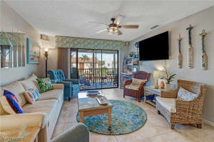 1009 SE 46th Ln #205, Cape Coral, FL 33904, Sold 01/03/22