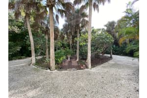 MLS# 221080117, Sanibel, Florida 33957