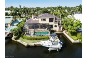 1625 3rd St S, Naples, FL 34102, Sold 02/17/22