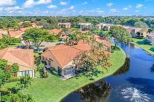 547 Beachwalk Cir, Naples, FL 34108, Sold 12/21/21