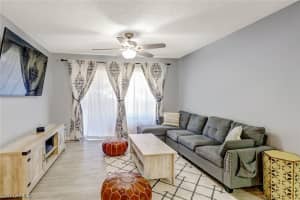 1210 Wildwood Lakes Blvd, Naples, FL 34104, Sold 01/14/22