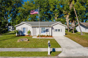 15515 Spring Line Ln, Fort Myers, FL 33905, Sold 01/14/22