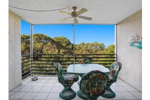 290 Naples Cove Dr, Naples, FL 34110, Sold 01/07/22