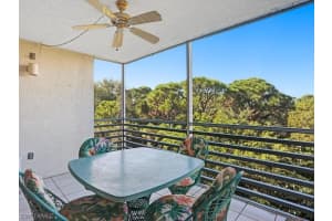 290 Naples Cove Dr, Naples, FL 34110, Sold 01/07/22