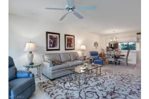 290 Naples Cove Dr, Naples, FL 34110, Sold 01/07/22