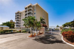 2885 Palm Beach Blvd #106, Fort Myers, FL 33916, Sold 01/20/22